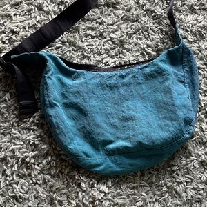 G/FUC [READ] Baggu Malachite Medium Crescent